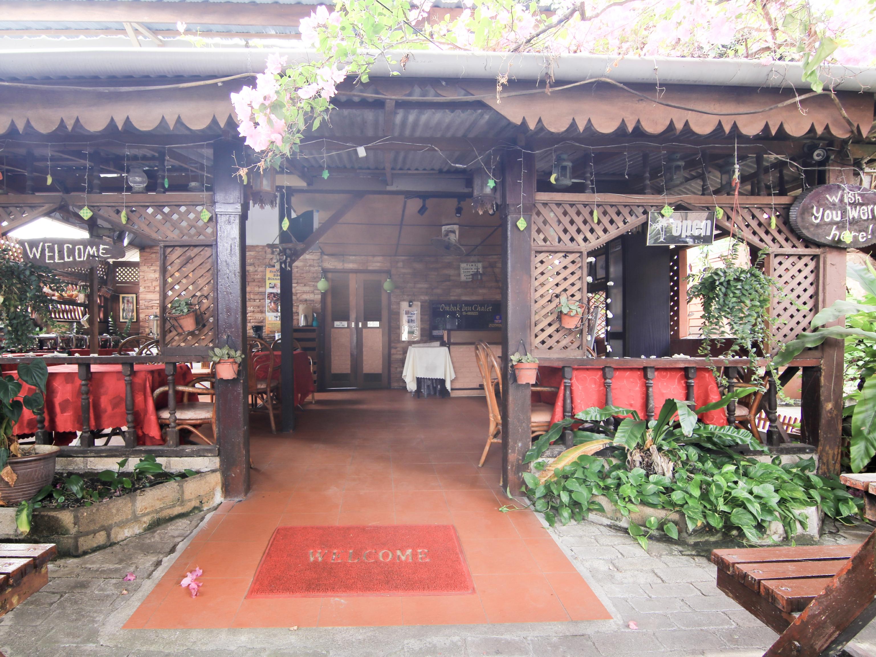 Ombak Inn Chalet Kampung Teluk Nipah Esterno foto