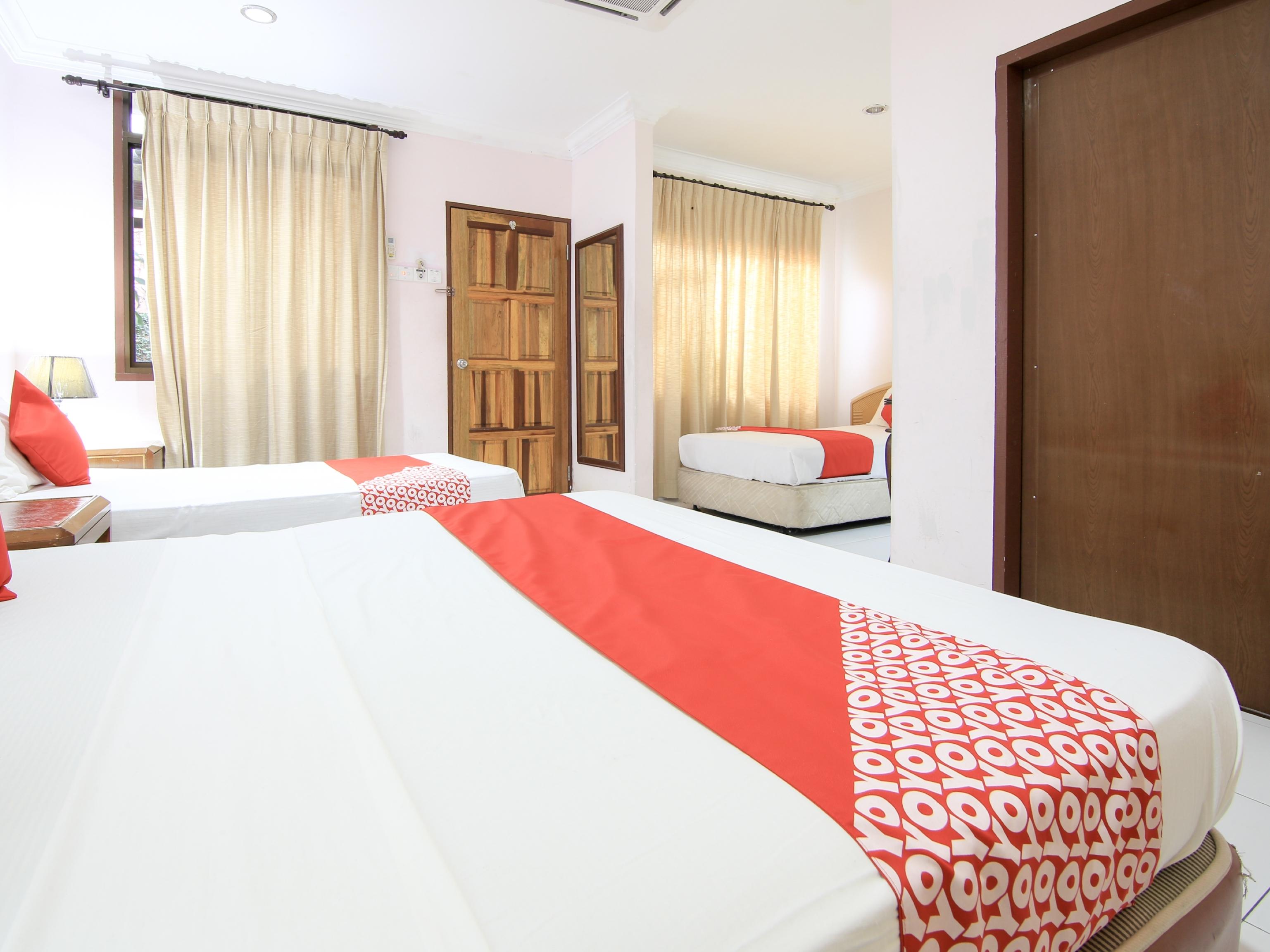 Ombak Inn Chalet Kampung Teluk Nipah Esterno foto