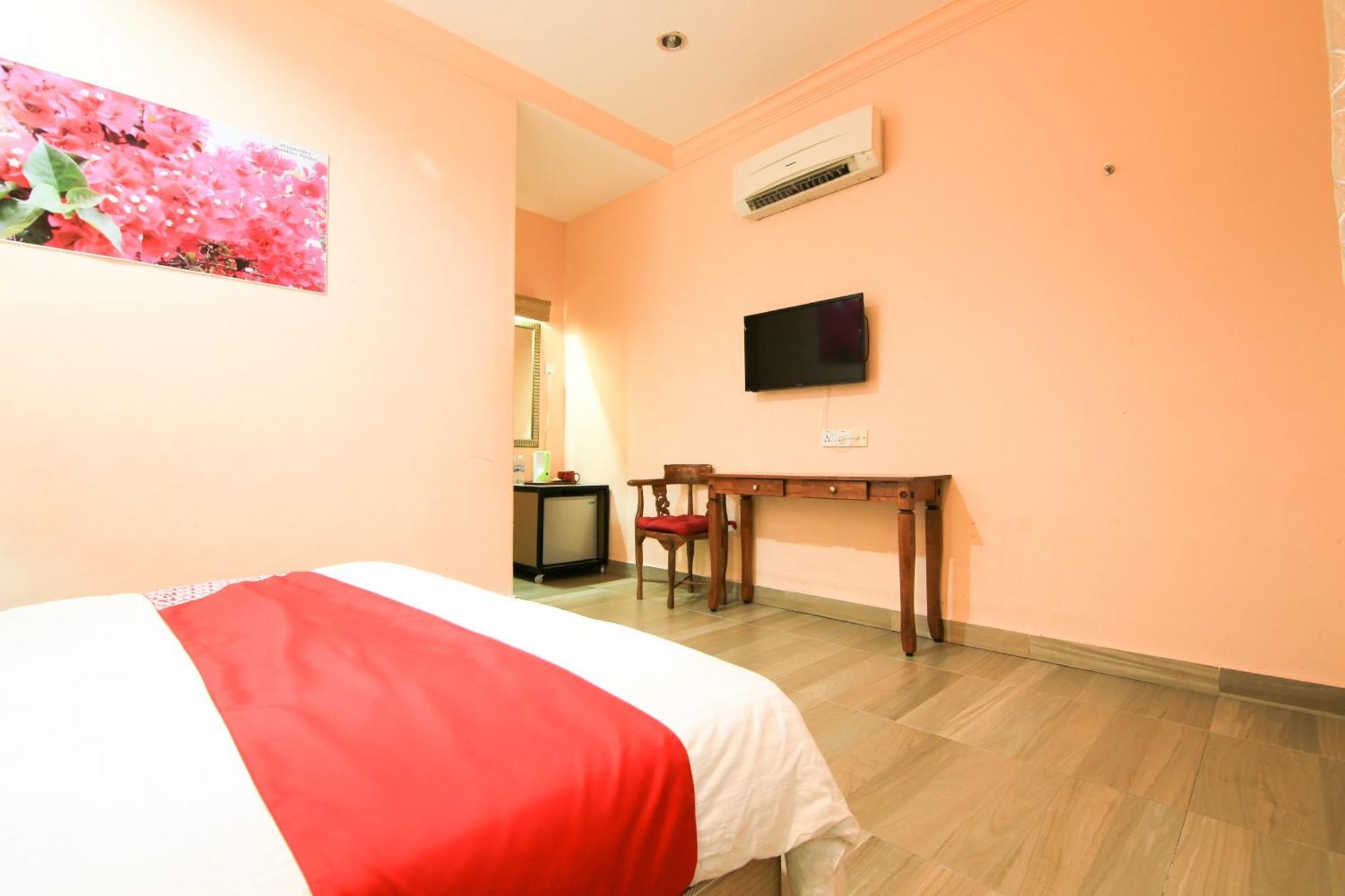 Ombak Inn Chalet Kampung Teluk Nipah Esterno foto