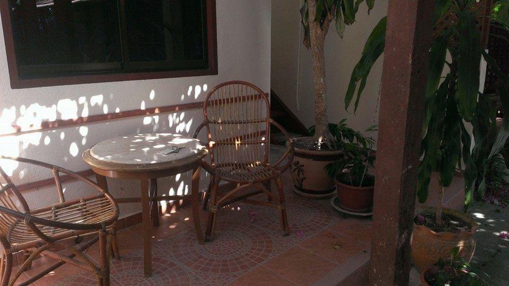 Ombak Inn Chalet Kampung Teluk Nipah Esterno foto